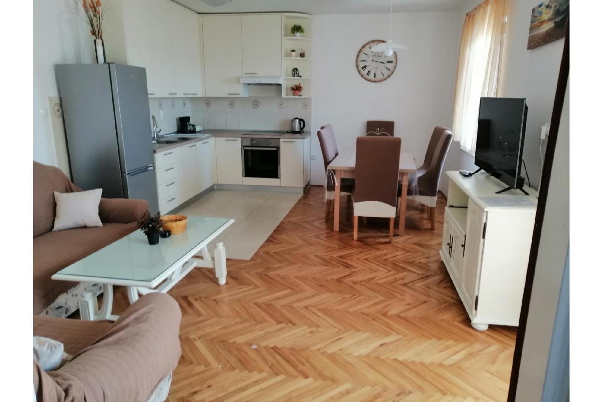 Apartments Njaco Ražanac Exteriér fotografie