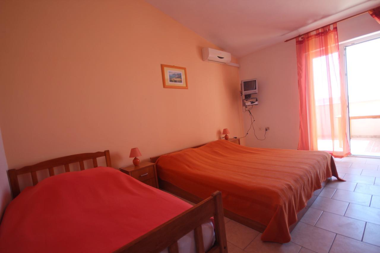 Apartments Njaco Ražanac Pokoj fotografie