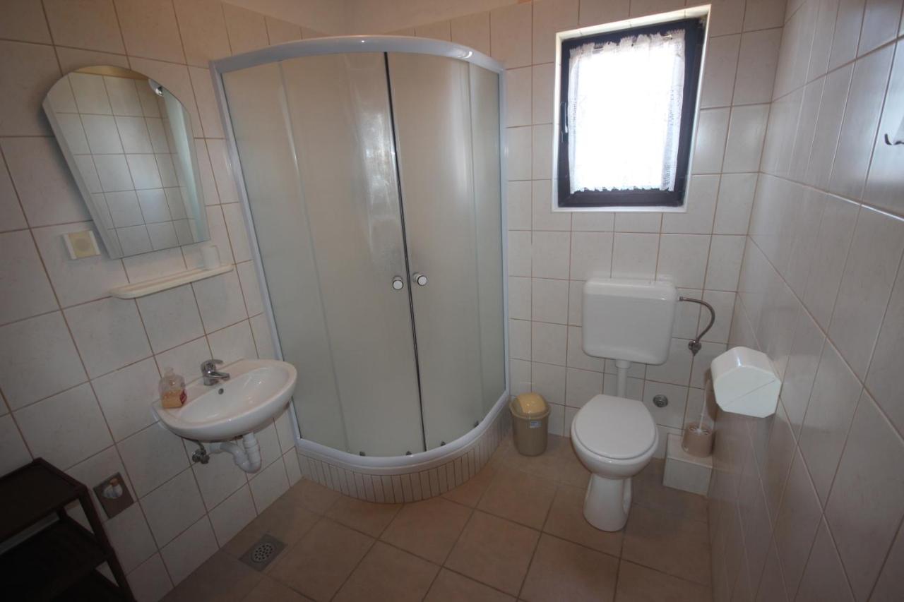 Apartments Njaco Ražanac Pokoj fotografie